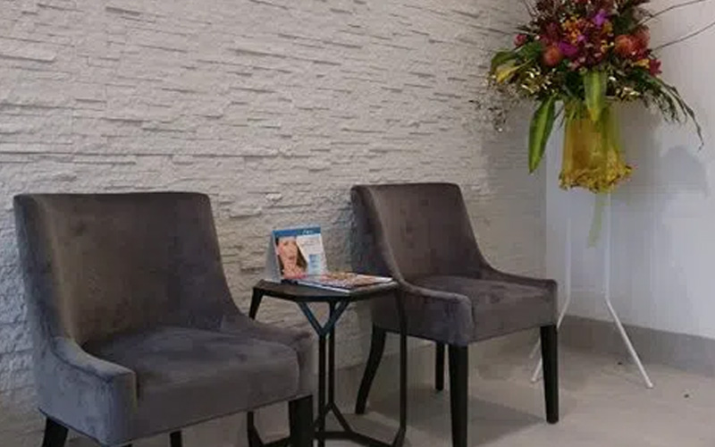 Imagine Dental Group Waiting Area